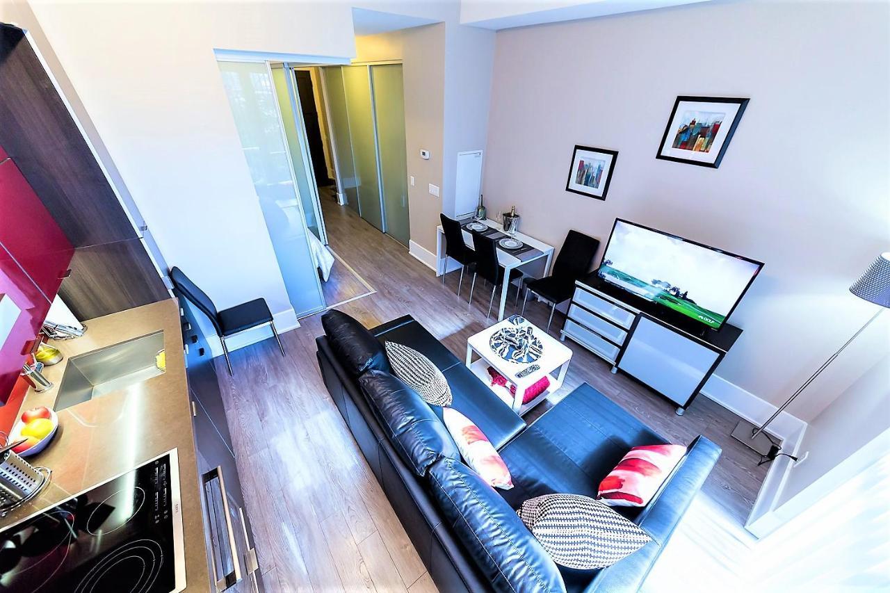 Upscale Suite At Cn Tower, Metro Convention & Rogers Centre Toronto Exterior photo