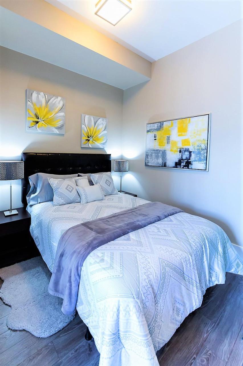 Upscale Suite At Cn Tower, Metro Convention & Rogers Centre Toronto Exterior photo