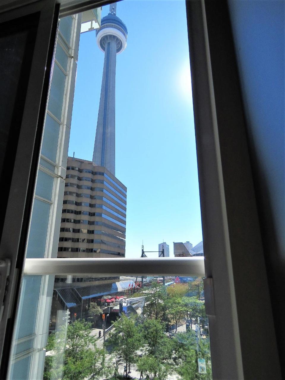 Upscale Suite At Cn Tower, Metro Convention & Rogers Centre Toronto Exterior photo